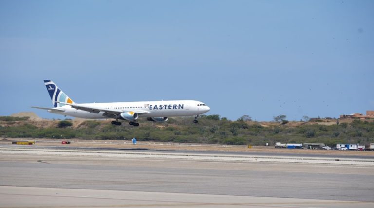 Aterriza en suelo venezolano vuelo 77 del Plan Vuelta a la Patria proveniente de EEUU