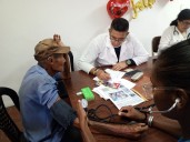 ¡Éxito rotundo! 416 adultos mayores de Antonio Borjas Romero reciben atención integral en jornada de la Gobernación del Zulia