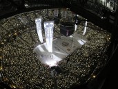 Fan critically hurt at Penguins game after fall from stands