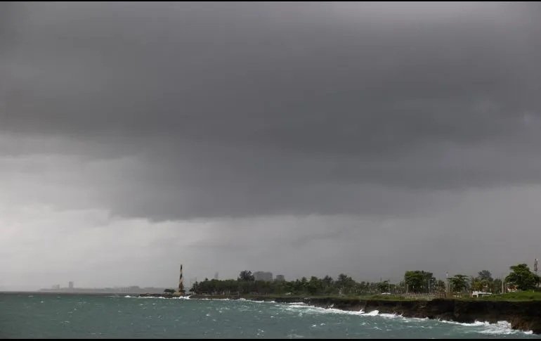 Por huracán "Melissa", SRE pide a connacionales en Jamaica mantenerse alerta
