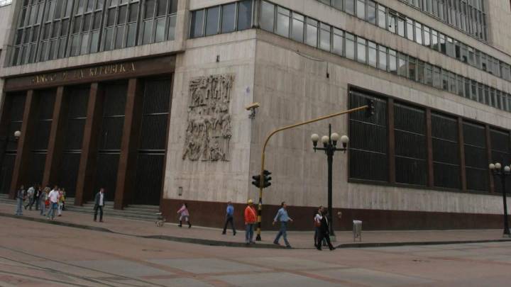 Por mayoría de votos, junta directiva del Banco de la República deja quieta en 9,25 % su tasa de intervención del mercado