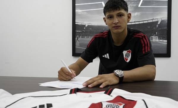 La nueva joya de River que firmó su contrato con la cláusula de 100 millones