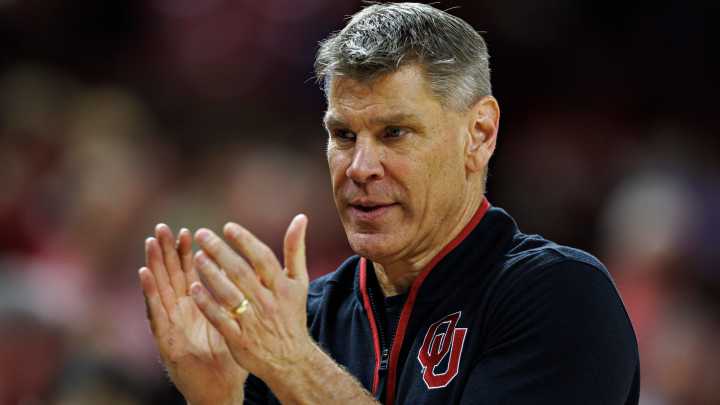 OU brings football-style front office model to basketball recruiting