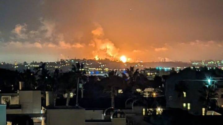 Major fire erupts at Chevron Refinery in Los Angeles suburb of El Segundo