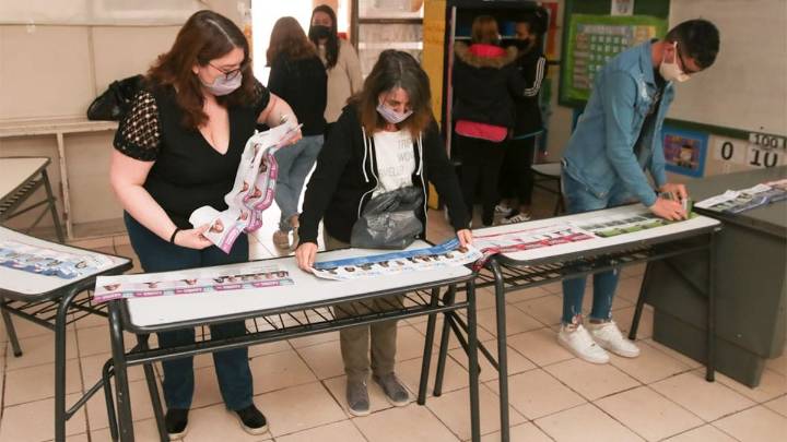 Por qué radicales y peronistas miran de reojo las elecciones a las que fuimos a votar con barbijo