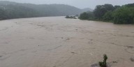 Evacúan a 1,360 familias por emergencia de lluvia en la huasteca potosina