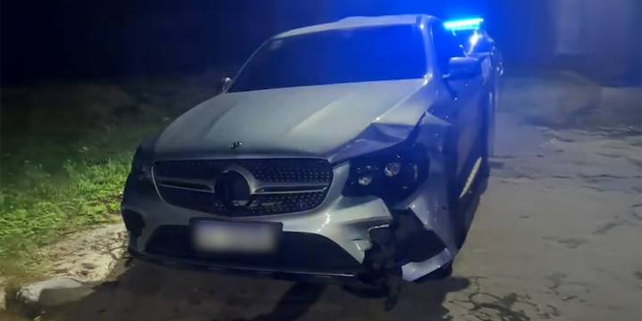 Denunciaron al jugador de Boca Juniors Luis Advíncula por causar un choque en la ruta: las imágenes que exponen su intento de fuga