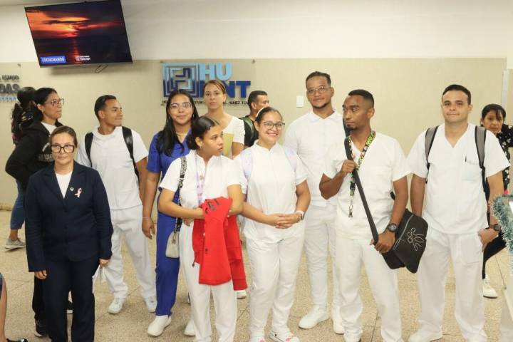 Incorporan 19 profesionales de enfermería al HUMNT