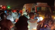 Roads choked, market packed: Diwali firecracker rush triggers major traffic jam in Jatani