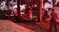 Se incendia camión revolvedor tras volcadura en la Yecapixtla