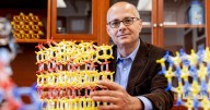 Científicos creadores de molécula que recolecta agua del desierto ganaron el Premio Nobel de Química
