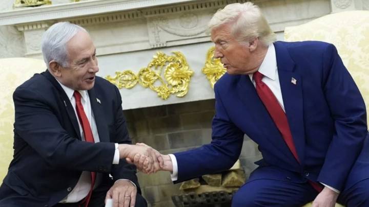 Trump anuncia aranceles del 100% para China por su postura comercial "hostil"