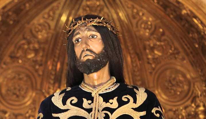 El Paso Blanco organiza viajes en autobús desde Lorca para acompañar al Cristo del Rescate en la Procesión Magna de Murcia