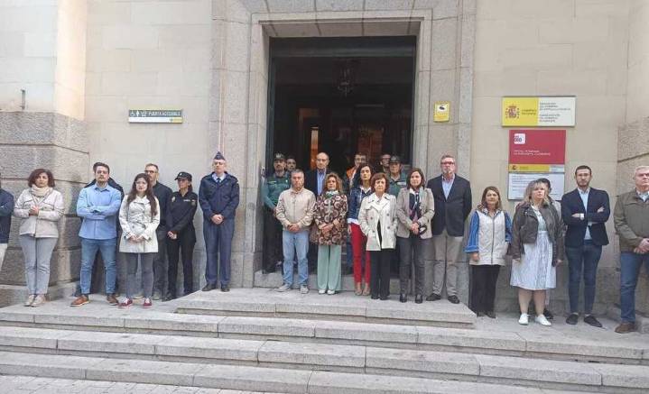 Minuto de silencio por la última víctima machista de Badajoz