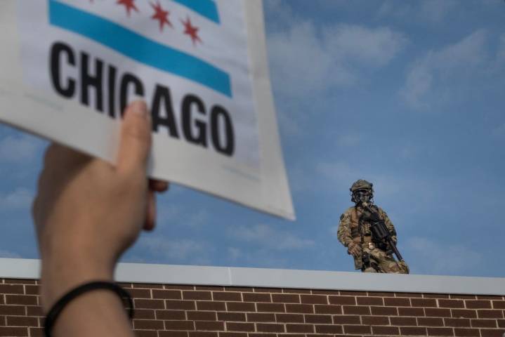 Chicago se declara “zona libre de ICE”: el alcalde Brandon Johnson desafía redadas migratorias