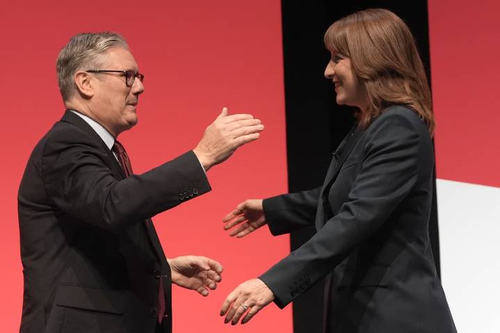 Starmer clears Reeves over ‘inadvertent’ failure to obtain rental licence