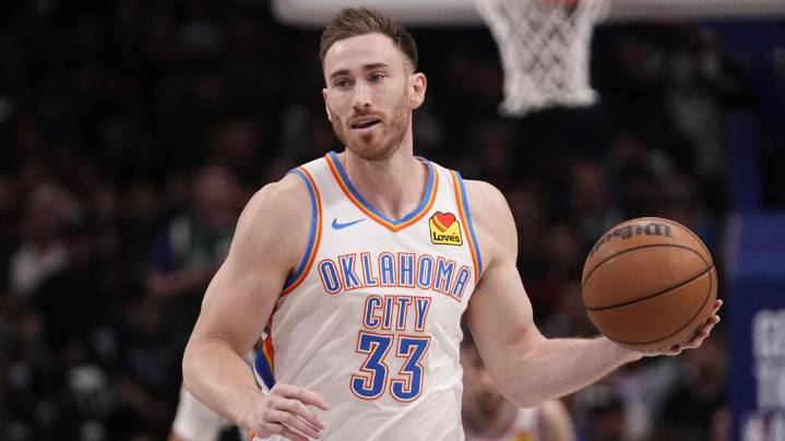 Gordon Hayward joining Butler Bulldogs in newly