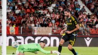 El Real Zaragoza toca fondo en Almería (4-2), es colista de Segunda y Gabi queda al borde del cese