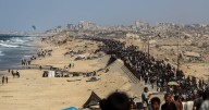 La OMS evacúa a más de 40 pacientes críticos de Gaza y alerta de que quedan cerca de 15.000 a la espera