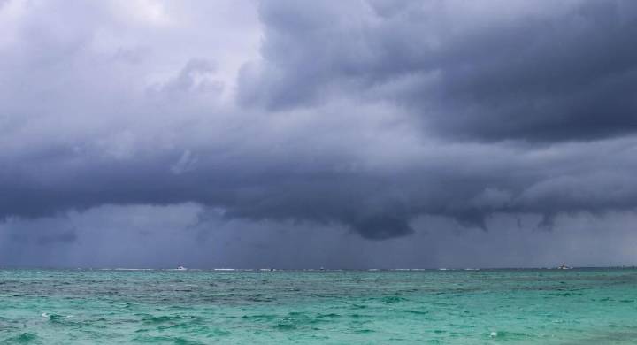 Tormenta tropical Melissa se mantiene estacionaria en el noroeste del mar Caribe