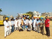 Youth Akali Dal distributes wheat seeds for 200 acres for flood-affected farmers Photo Source: Babushahi Bureau [ FULL VIEW ]