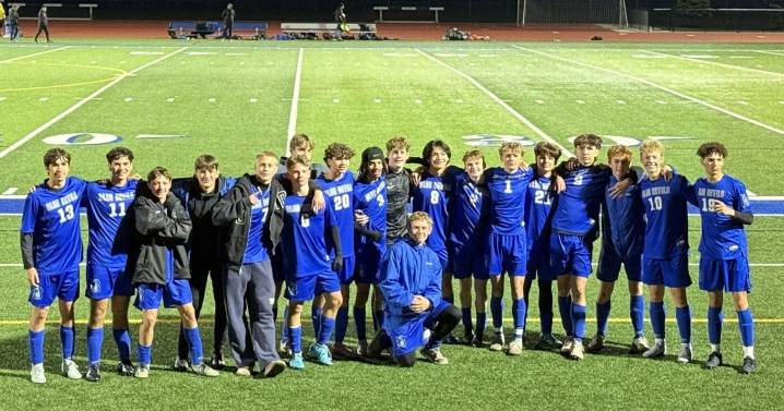 SEC. V BOYS SOCCER: Bohn scores winner, Batavia advances to 'A' semifinal