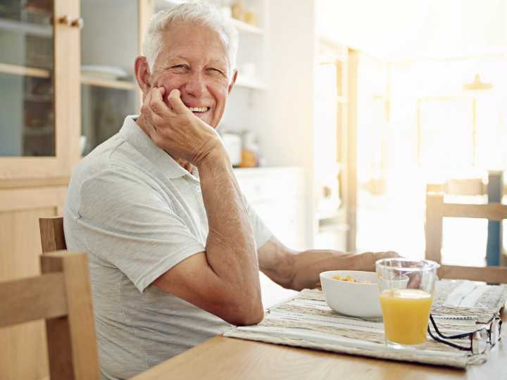 El impensando y poderoso factor que puede "rejuvenecer el cerebro", comparable al ejercicio y a la dieta sana