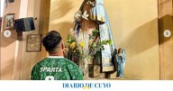 En la Basílica y con “sentido de pertenencia”: la llamativa presentación de camisetas de futsal de Desamparados