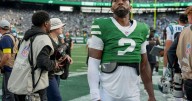 Tyrod Taylor says he's still unaware if he'll be the Jets' starting quarterback against the Bengals
