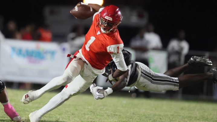See the photos! Vanguard football welcomes Palm Beach Central