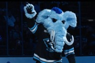 Tusky unveiled as Utah Mammoth mascot