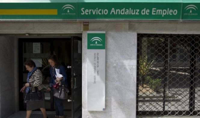 Granada lidera la tasa de paro en España