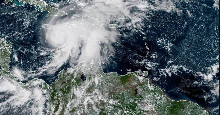 Huracán Melissa sube a categoría 4 y amenaza con inundaciones catastróficas en el Caribe