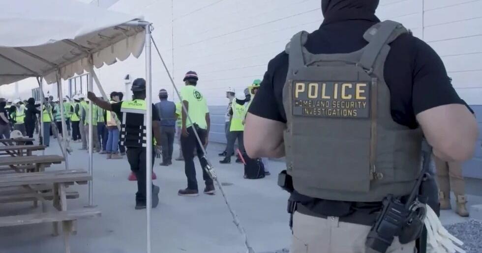 Trump administration shakes up ICE leadership across the country in major overhaul, AP sources say