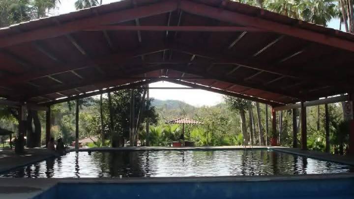 Adjudican obra de rehabilitación de albercas termales y tortugario en Imala