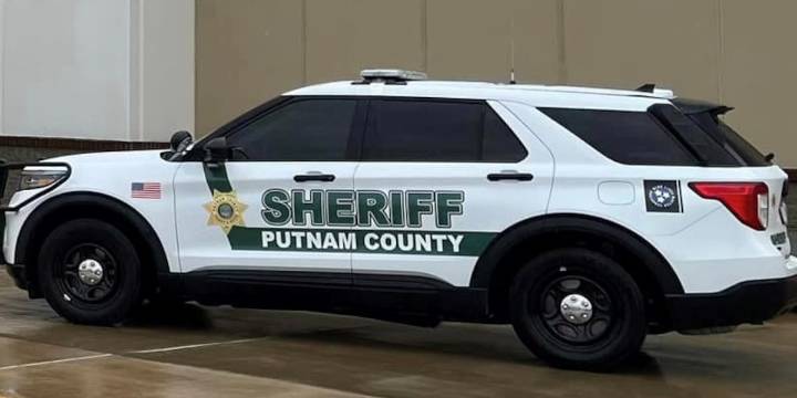 Deputies investigating false bomb threat near old courthouse in Putnam County