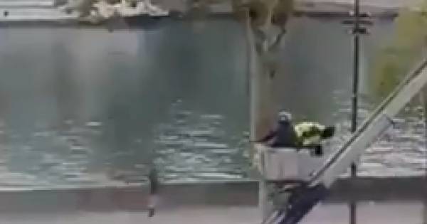 Salen a la luz las imágenes de la huida de los ladrones del Louvre con el botín de Napoleón