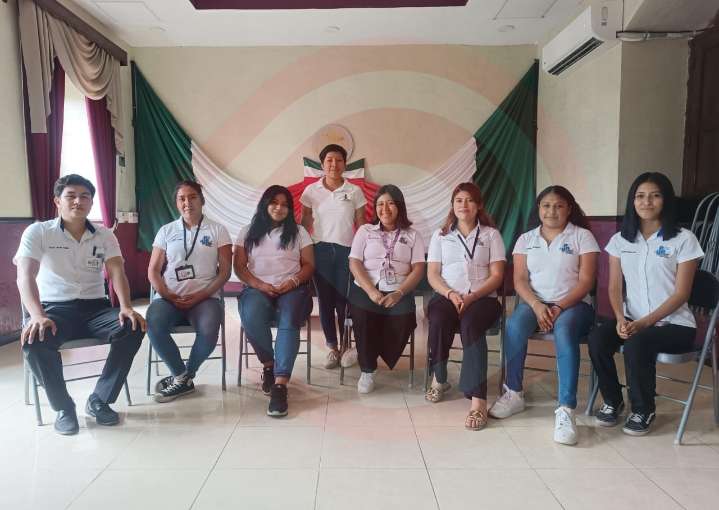 Alumnos de la UPN realizan prácticas en el Instituto de la Juventud Huejutla