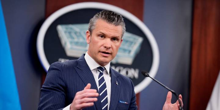 Major News Networks, Including Fox News, Release Joint Statement Rejecting Pentagon’s New Rules | Pete Hegseth, Politics 