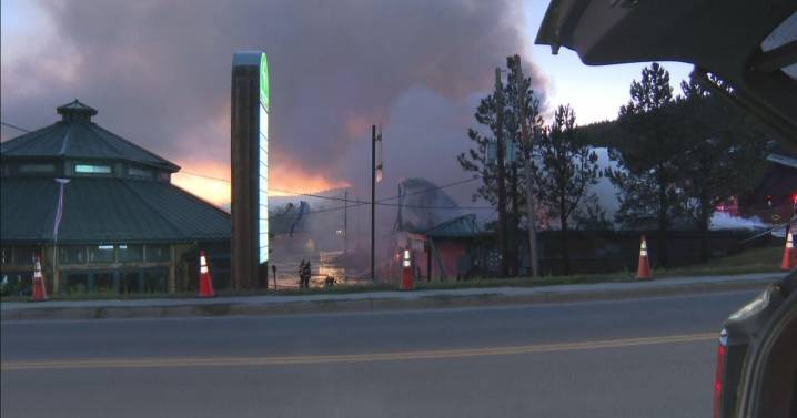Colorado investigators still waiting to get inside charred remnants of Nederland shopping center