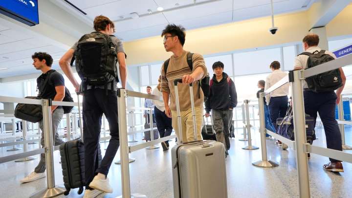 Over 2,700 Indian nationals deported from US in last 10 months, says MEA