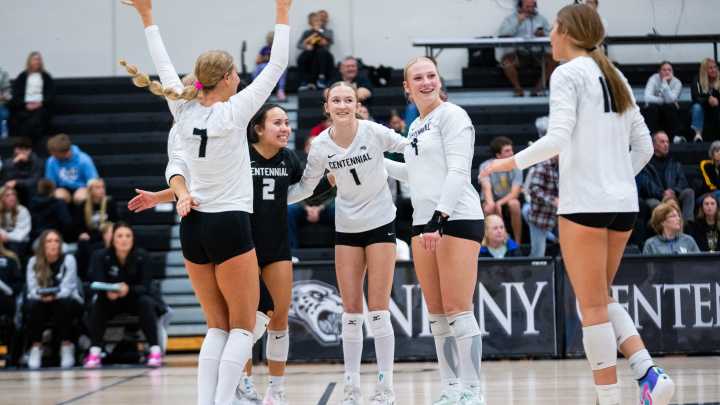 Ankeny Centennial having fun ahead of Iowa state volleyball tournament
