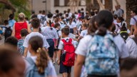 Los alumnos canarios son los más alborotadores de España: la mitad de los docentes se estresa intentando mantener la disciplina en el aula