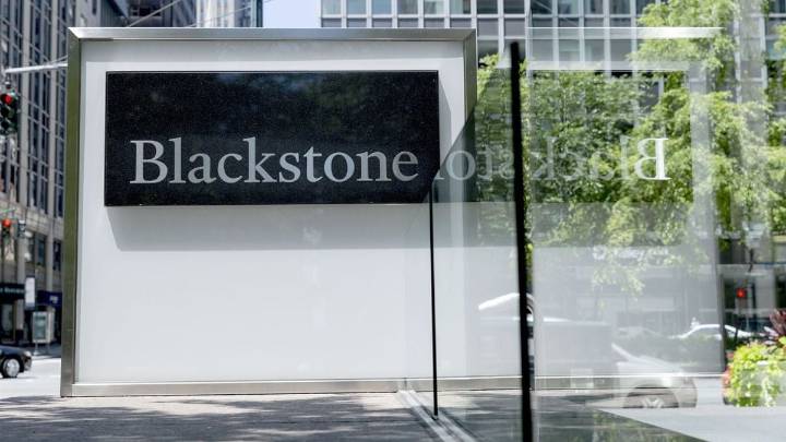 Brookfield, Blackstone in race to acquire ESR