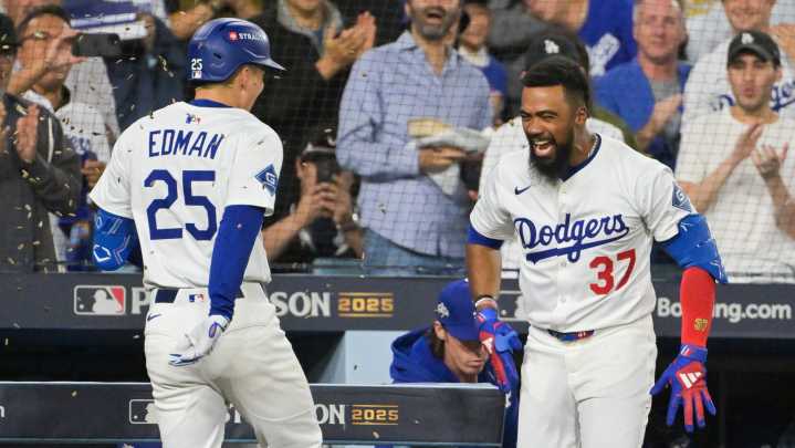Phillies at Dodgers odds, picks and predictions