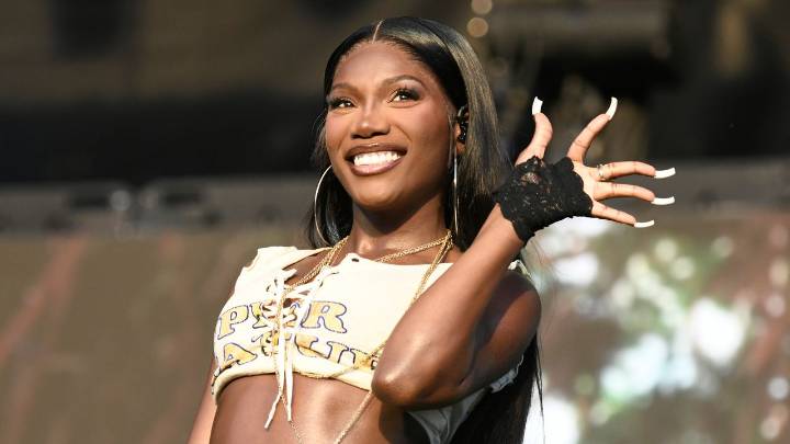 Doechii's Go-to Fragrance Combo While on Tour Sound Delicious