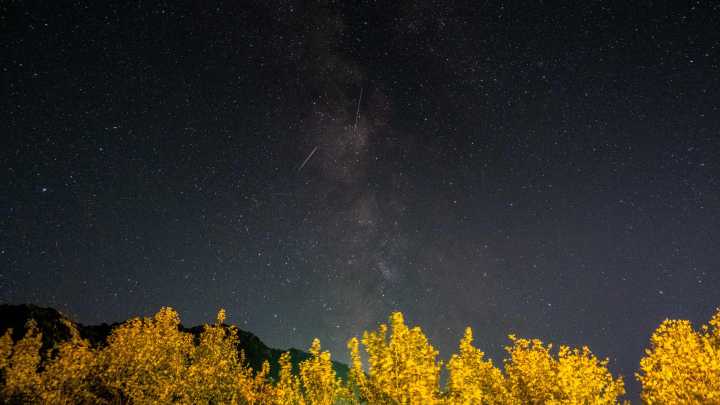 Orionid meteor shower to peak tonight, see prime Nevada viewing spots