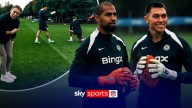 Chelsea goalkeepers Robert Sanchez and Gabriel Slonina take on an NFL challenge!
