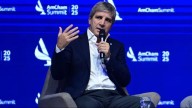 Con Caputo de viaje en Estados Unidos, el FMI le hizo otro guiño al gobierno