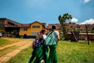 Si su hijo va a perder el año y en el colegio no le avisaron, no lo pueden poner a repetir